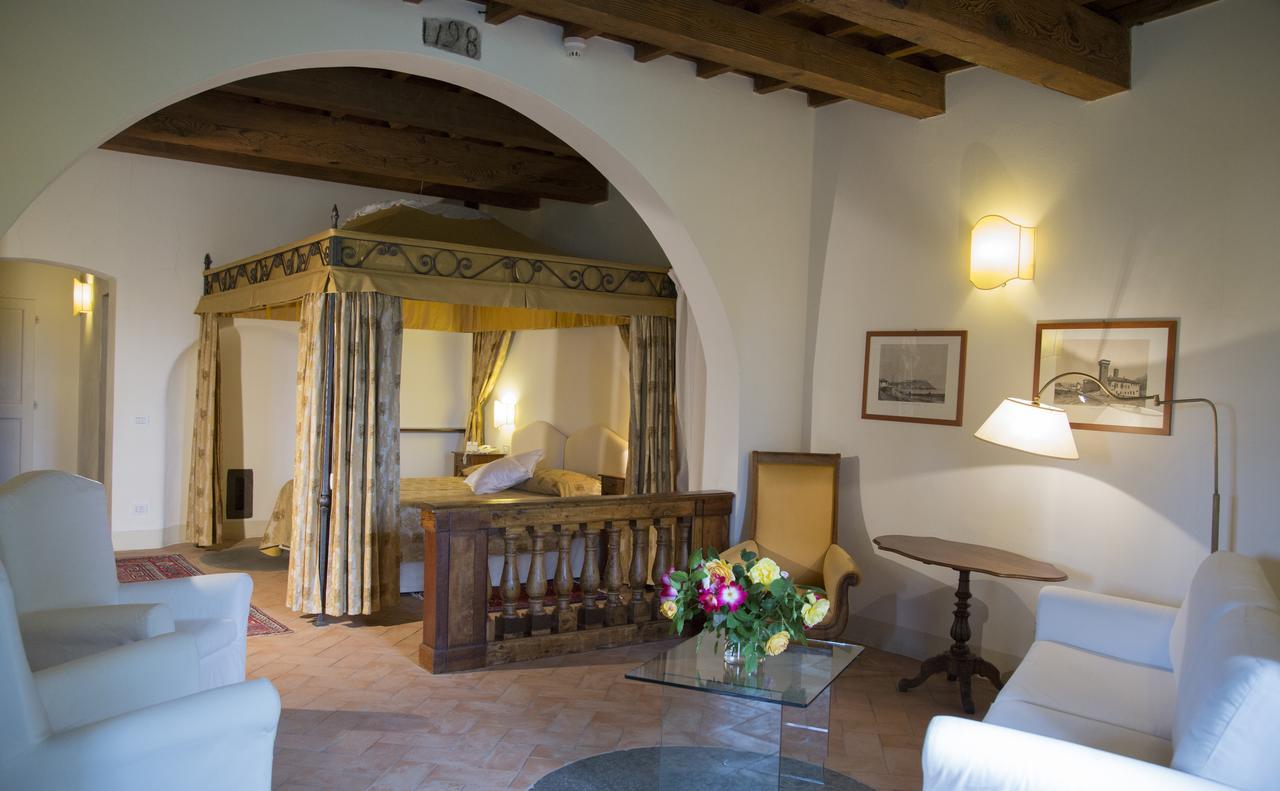 Villa Le Piazzole ฟลอเรนซ์ ภายนอก รูปภาพ